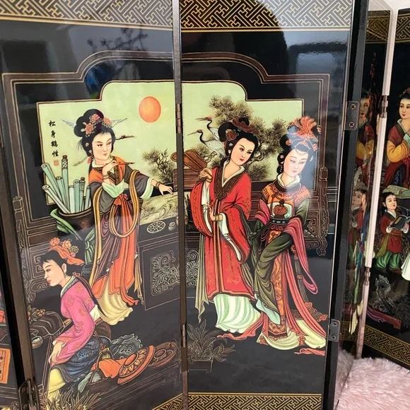 Decorative Asian Folding Screen with Colorful Figures